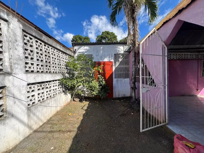 FPX_  **Propiedad comercial en venta – El Bosque Iván Montenegro** $85,000