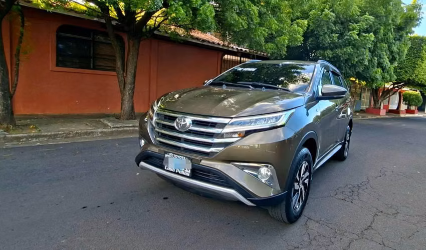 TOYOTA RUSH G