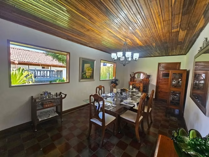 Hermosa Propiedad Colonial en venta en el centro de la ciudad de Granada - Imagen 2