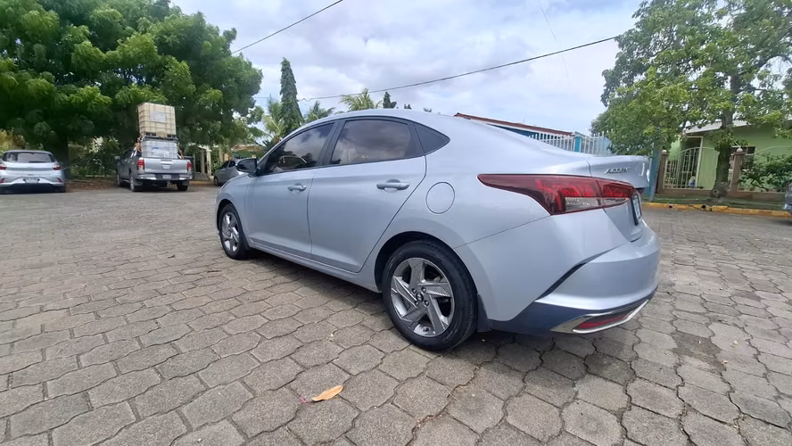 Hyundai Accent 2024 Automatico Full Extra Renta