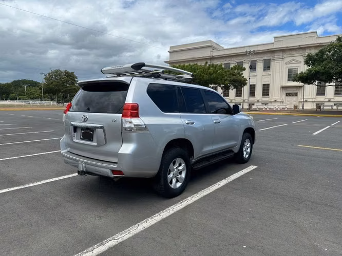 SE VENDE TOYOTA PRADO 2011 - Imagen 3