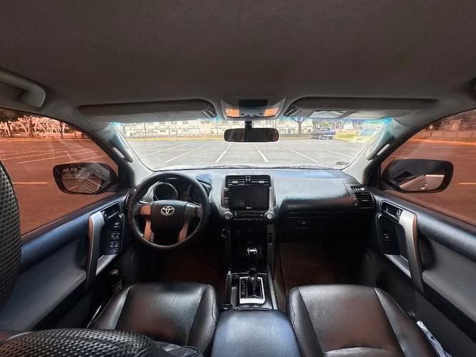 SE VENDE TOYOTA PRADO 2011 - Imagen 5