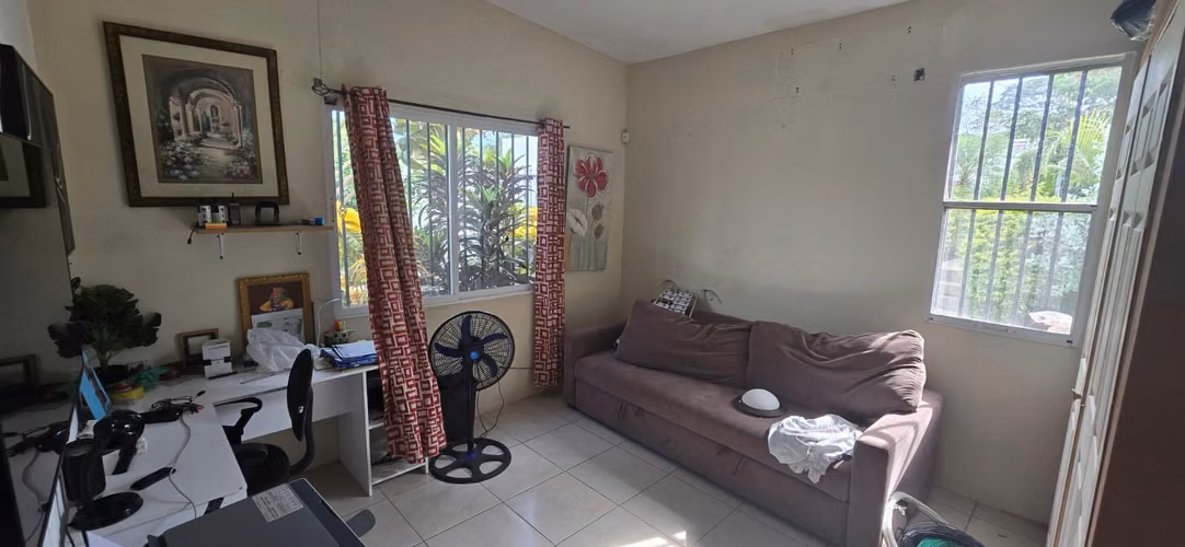 Venta de Casa en Las Colinas