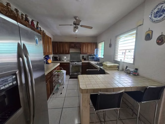 Venta de casa en excelente ubicación en Villa Fontana Norte