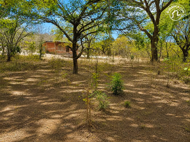 Venta de Finca Sobre La Carretera Leon- Poneloya