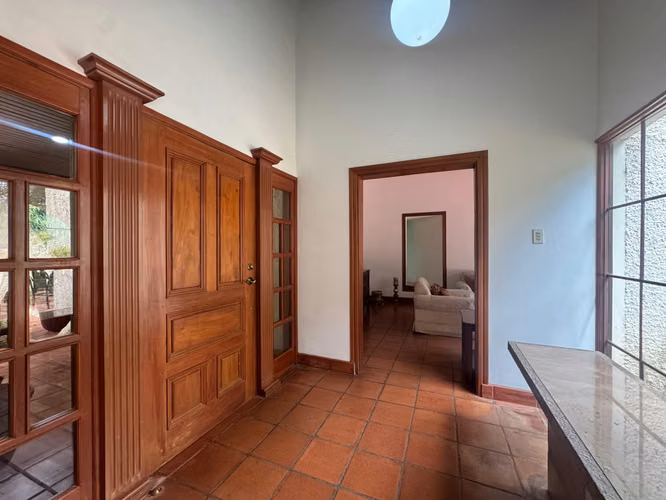 ¡Vive el lujo y la naturaleza a solo cinco minutos del Club Terraza!