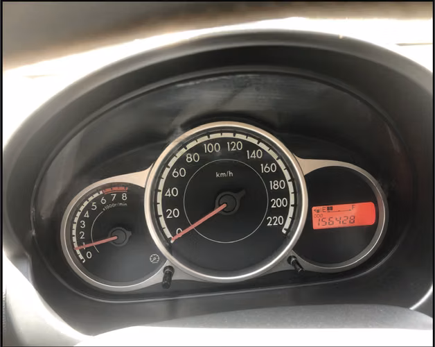 Mazda 2 Hatchback 2011 | Únicas dueñas | Excelente estado mecánico | Muy económico