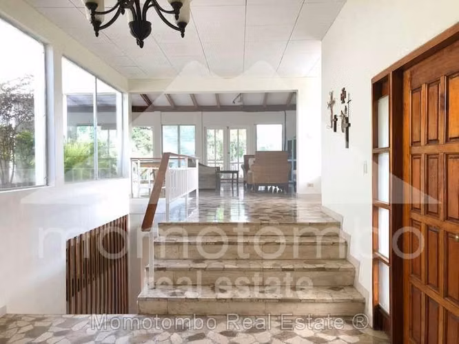 Casa en Venta Carretera Sur, Managua