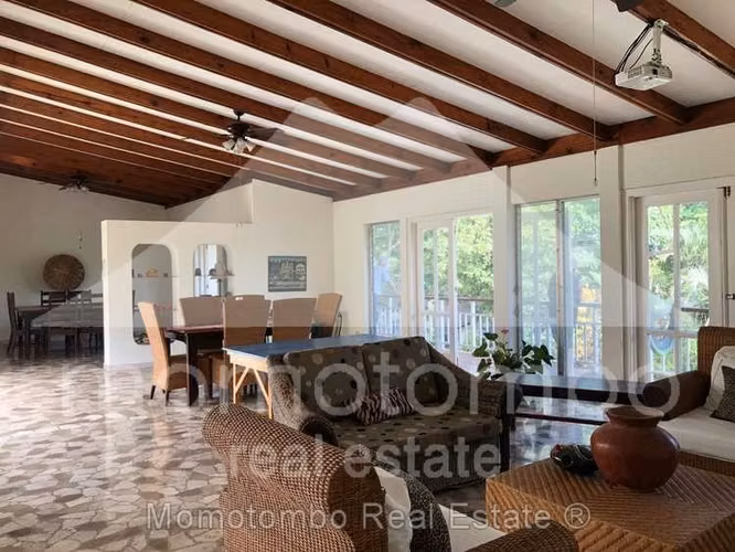 Casa en Venta &amp; Renta Carretera Sur, Managua - Imagen 4