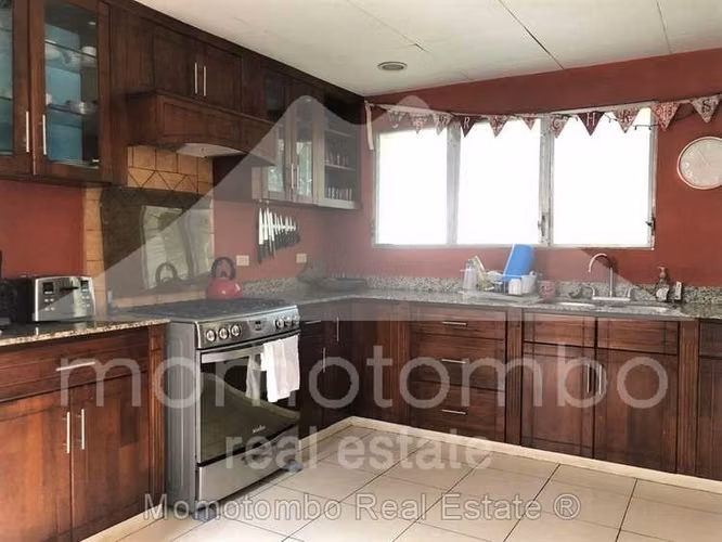 Casa en Venta &amp; Renta Carretera Sur, Managua - Imagen 11