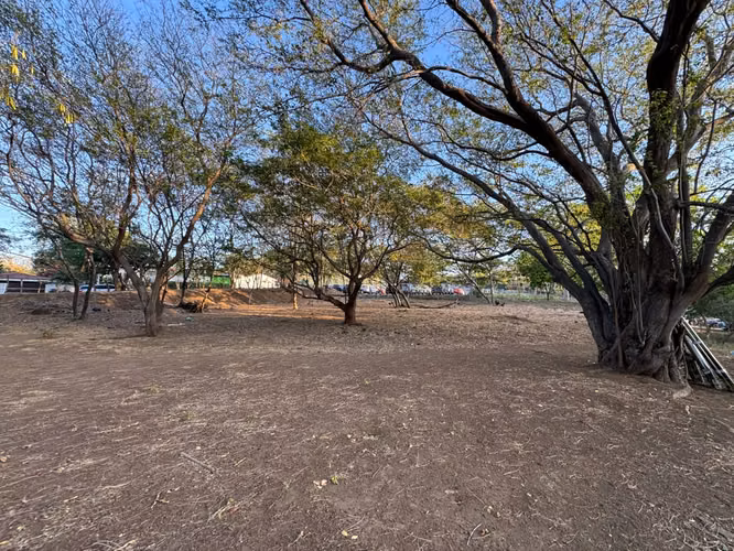 GG - Venta, terreno comercial en Las Cumbres