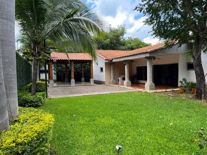 Venta de Casa en Carretera Vieja a León