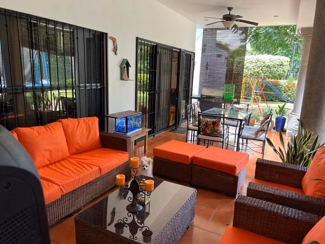Venta de Casa en Carretera Vieja a León
