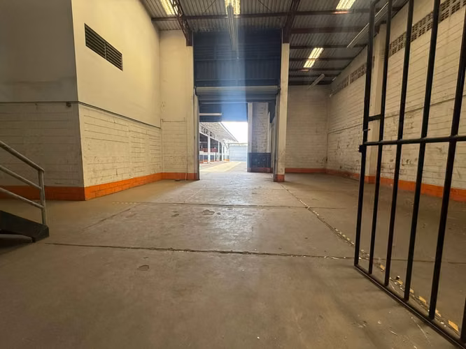Plantel y Showroom Automotriz en Venta o Renta | Km 6 Carretera Norte, Managua - Imagen 16
