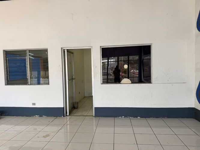 Plantel y Showroom Automotriz en Venta o Renta | Km 6 Carretera Norte, Managua - Imagen 18