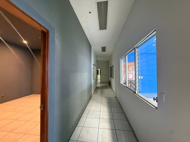 Plantel y Showroom Automotriz en Venta o Renta | Km 6 Carretera Norte, Managua - Imagen 12