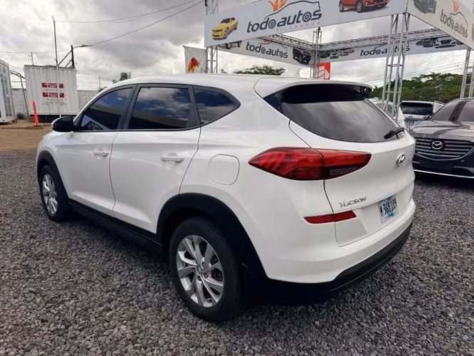 HYUNDAI TUCSON AÑO 2019 - Imagen 4