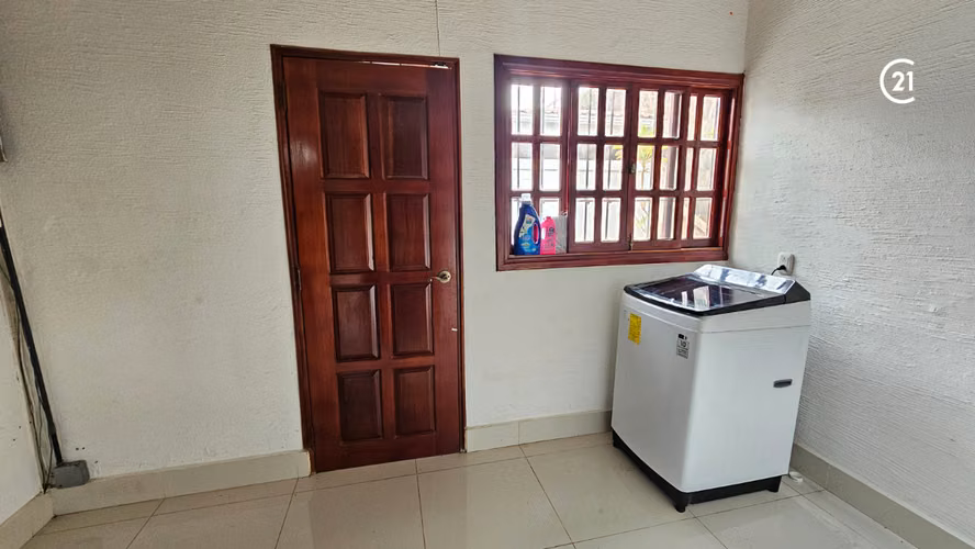 Casa con ubicación privilegiada en Santo Domingo - Imagen 17