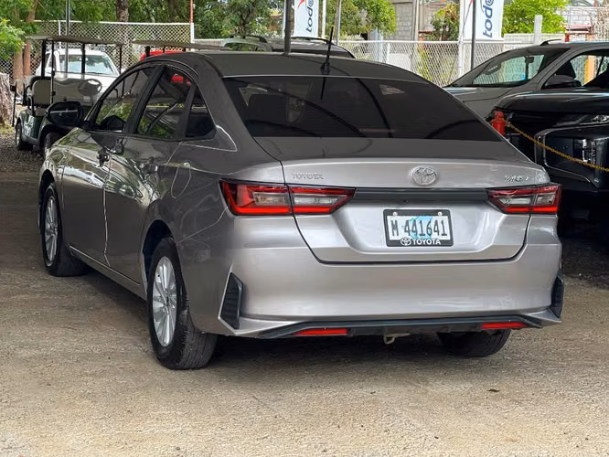 TOYOTA YARIS AÑO 2026