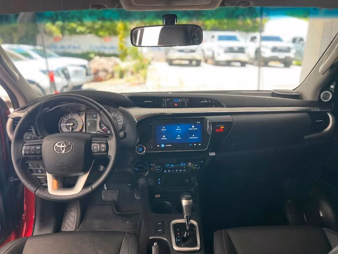 TOYOTA HILUX SRV AÑO 2026