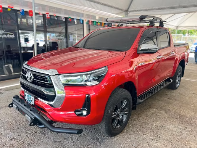 TOYOTA HILUX SRV AÑO 2026