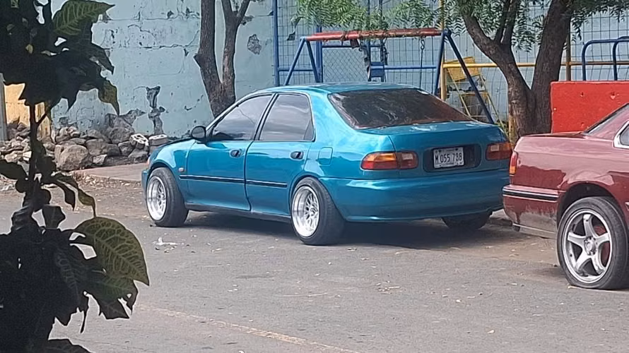Vendo honda civic