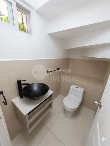Hermosa Casa en venta en Santo Domingo, Managua - Imagen 10