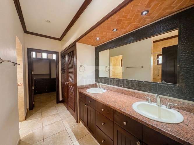 Casa en alquiler en Villa Fontana Sur - Imagen 4