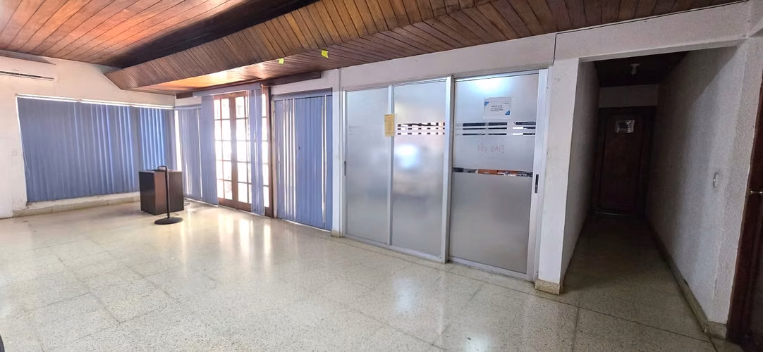 EM-Propiedad Comercial en Renta, a una cuadra de Carretera a Masaya