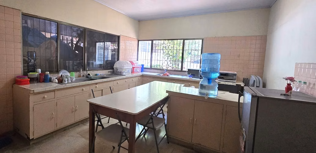 EM-Propiedad Comercial en Renta, a una cuadra de Carretera a Masaya