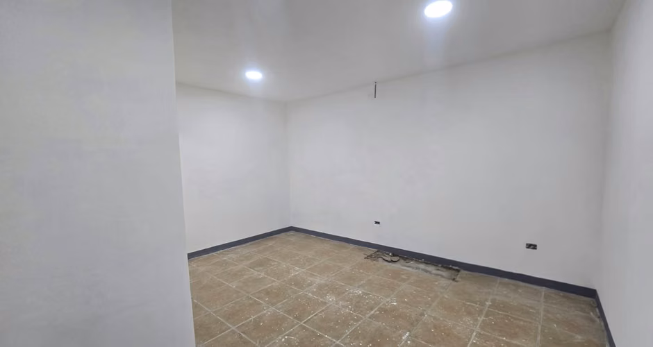 Oficina en renta en Las Colinas 341 m2 - Imagen 17