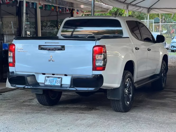 MITSUBISHI L200 SPORTERO HIGH POWER AÑO 2023
