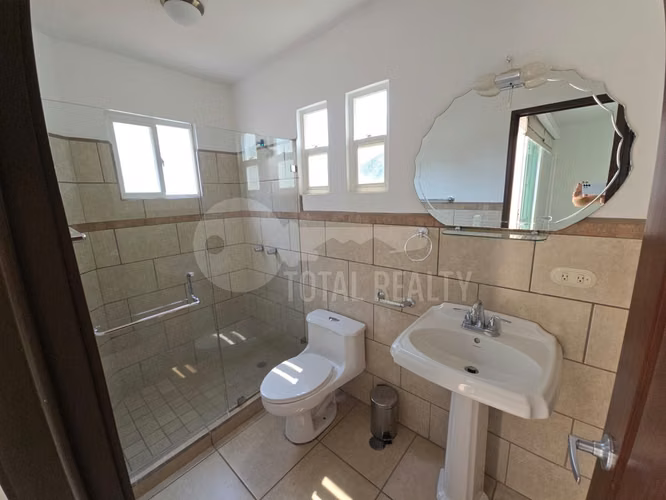 Casa en alquiler en Cumbres de las Colinas, Las Colinas