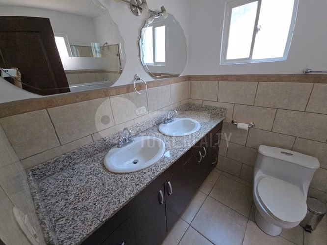 Casa en alquiler en Cumbres de las Colinas, Las Colinas