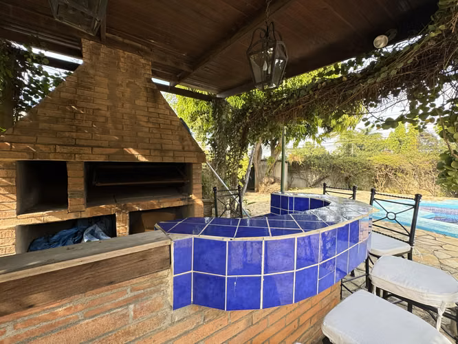 Preciosa Casa en Venta en Las Colinas