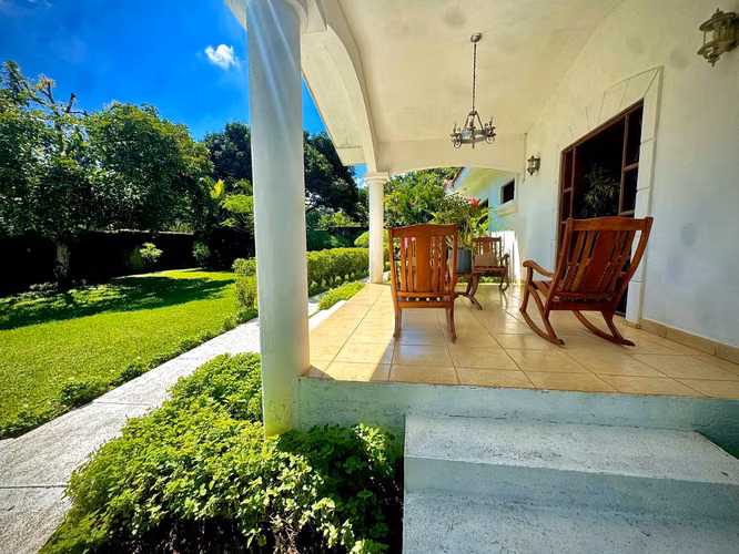 Preciosa Casa en Venta en Santo Domingo