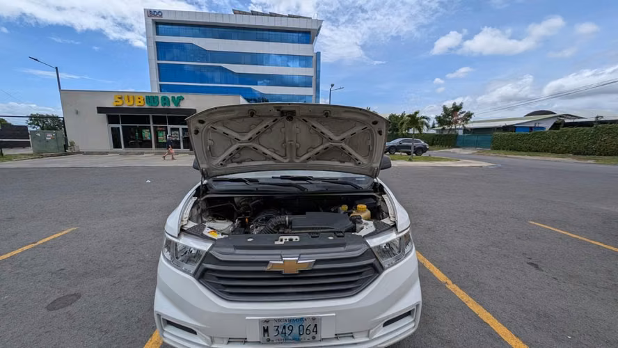 VENDO PANEL CHEVROLET N400 2022