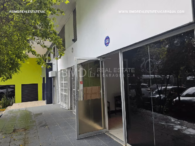 SE RENTA FRENTE A EDIFICIO DE LAFISE OFICINA PEQUEÑA CON RECEPCION 0309 - Imagen 5