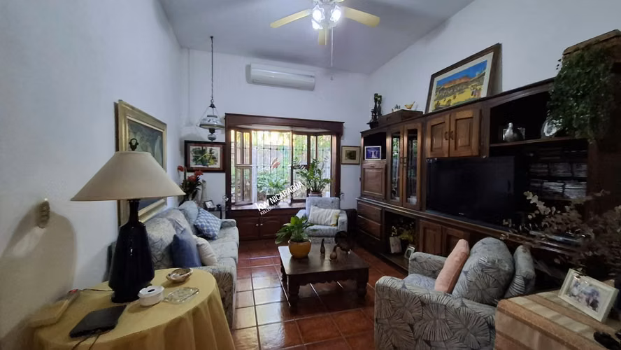 GG - !! Venta, casa en Carretera Sur con 1705 Vr2 !!