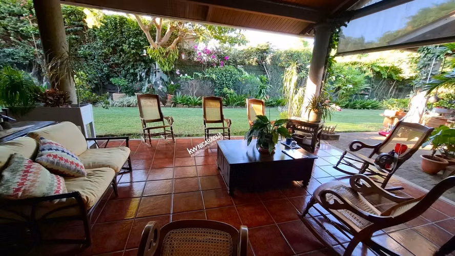 GG - !! Venta, casa en Carretera Sur con 1705 Vr2 !!