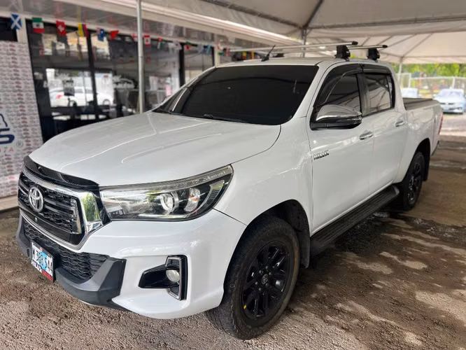 Toyota Hilux SRV año 2018 Automática