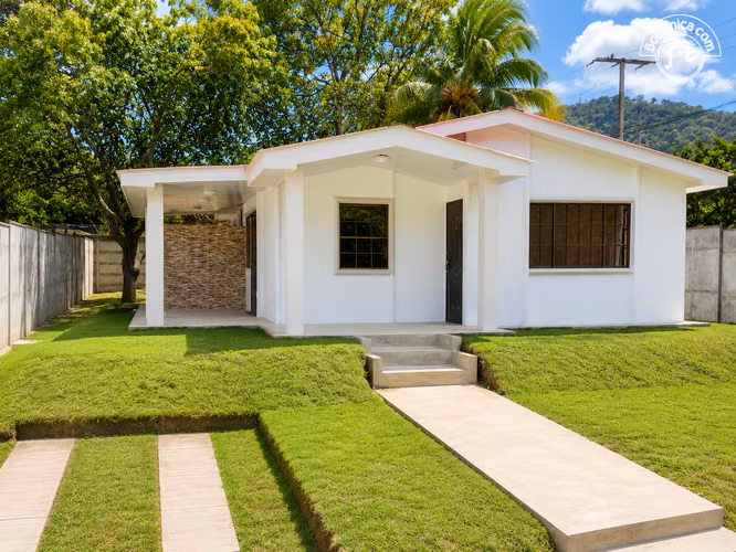 Casa Nueva en Venta Las 4  esquinas Ticuantepe