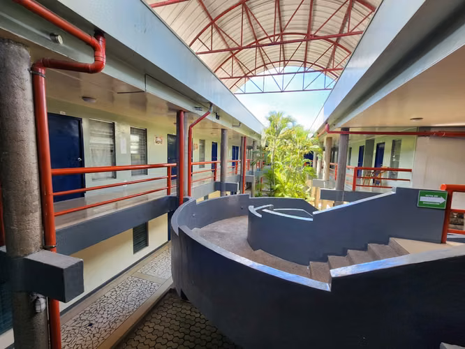 FH | En Venta Local Comercial | Bolonia