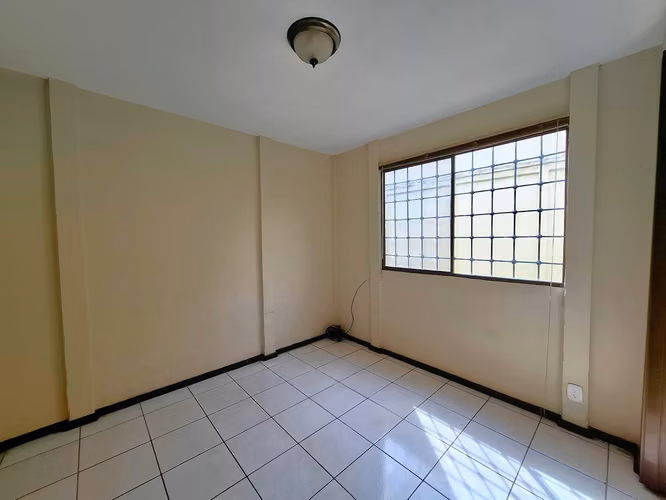 GG -  Venta,  casa en residencial de Carretera Masaya Km 13 - Imagen 9