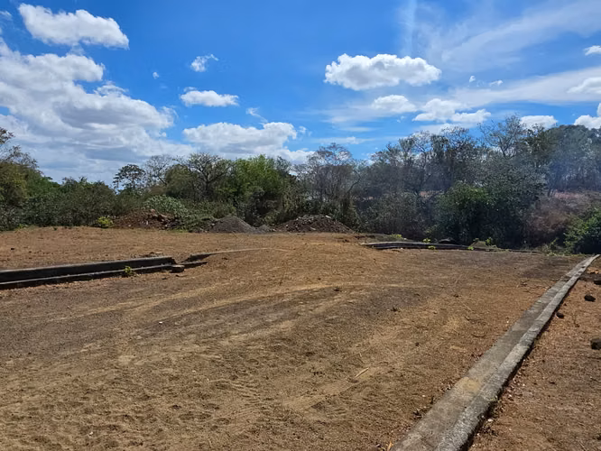 FH | En Venta Terreno | Villa Fontana Sur frente condominio Montecarlo - Imagen 8