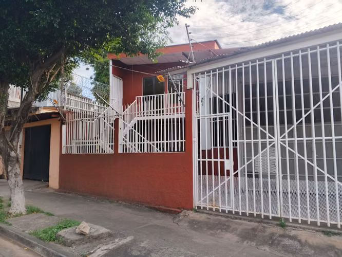 Se renta local comercial en Managua