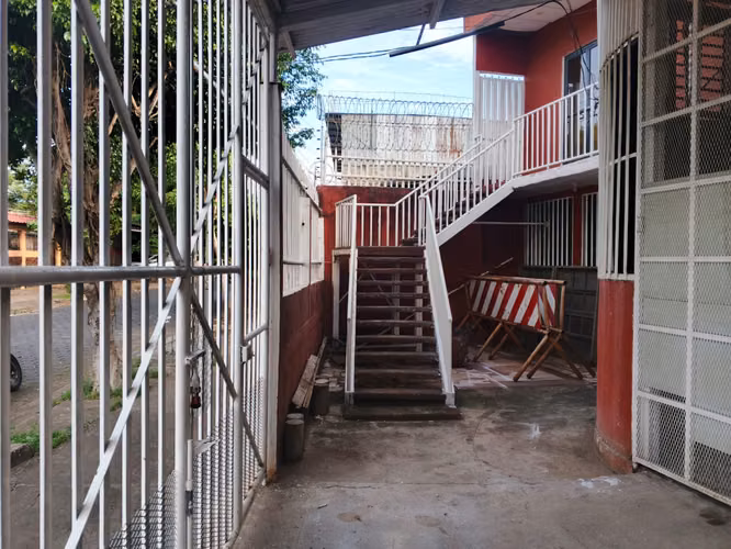 Se renta local comercial en Managua