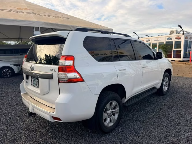 TOYOTA LAND CRUISER PRADO TXL AÑO 2017 - Imagen 3