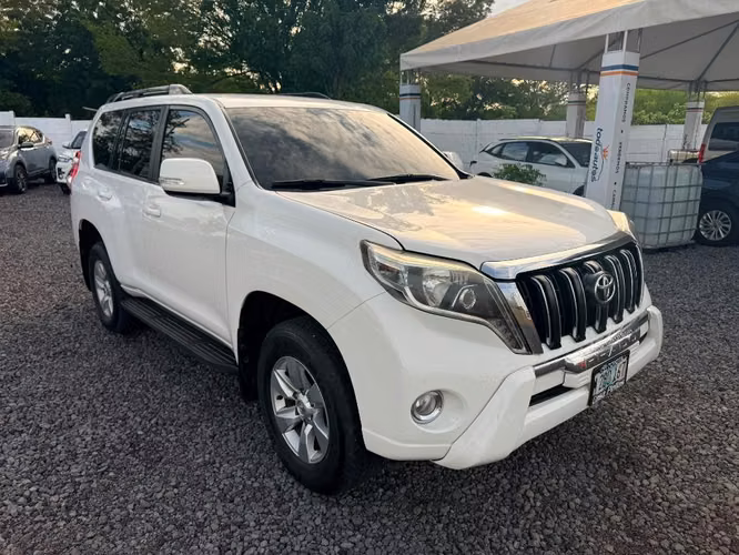 TOYOTA LAND CRUISER PRADO TXL AÑO 2017