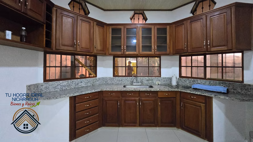 W. G - CASA EN VENTA ESTILO CAMPESTRE EN RESIDENCIAL ESQUIPULAS, ESTELÍ.